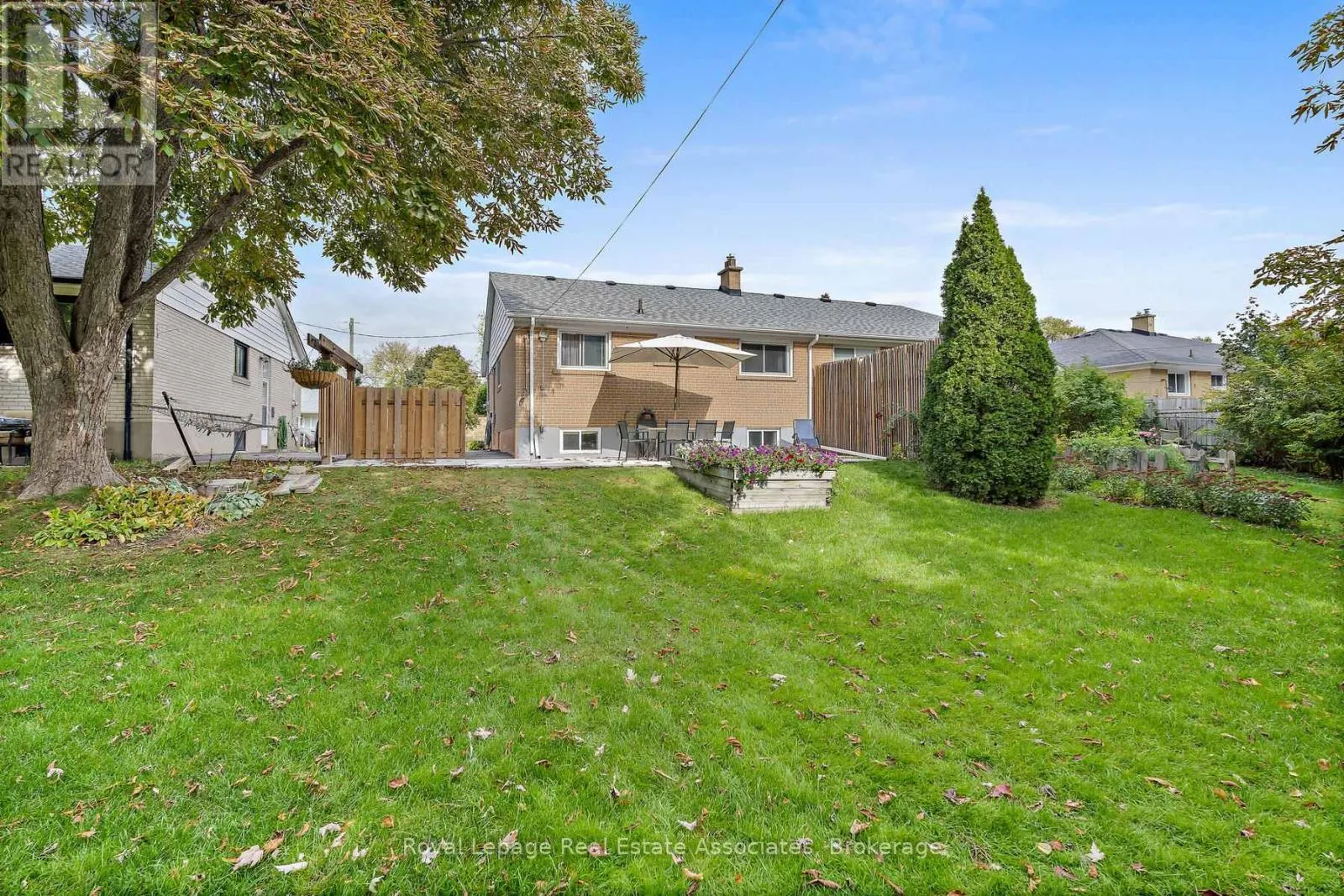 59 MCINTYRE CRESCENT