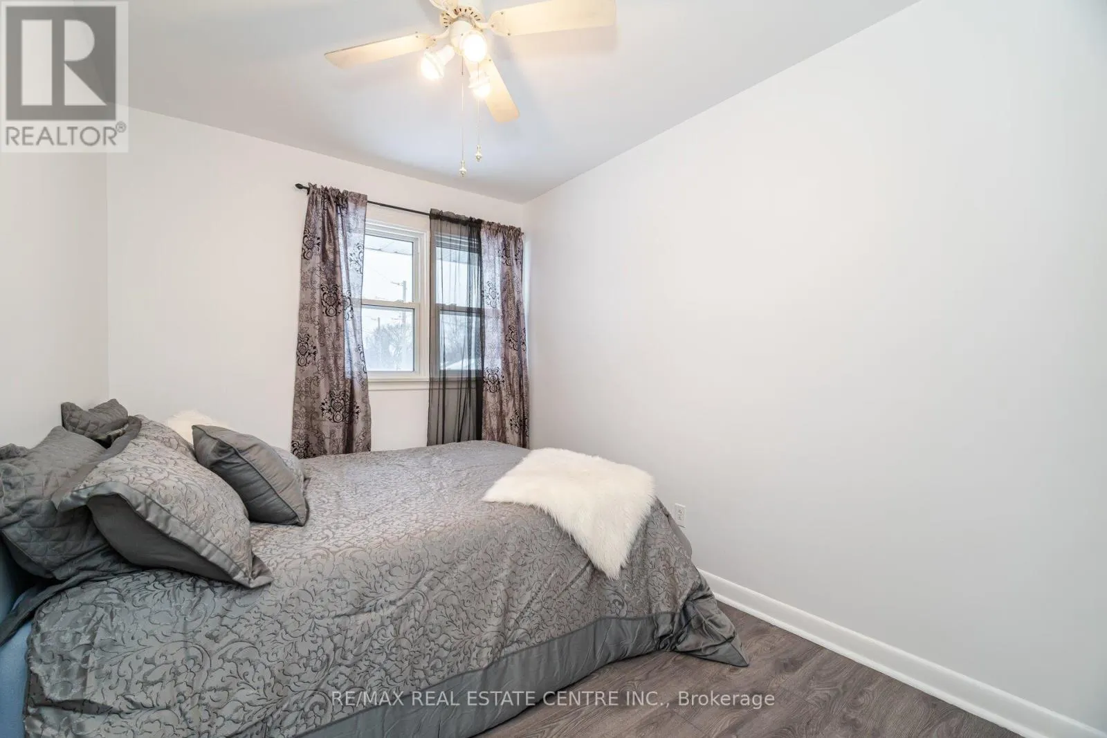 292 KINGSLEIGH COURT