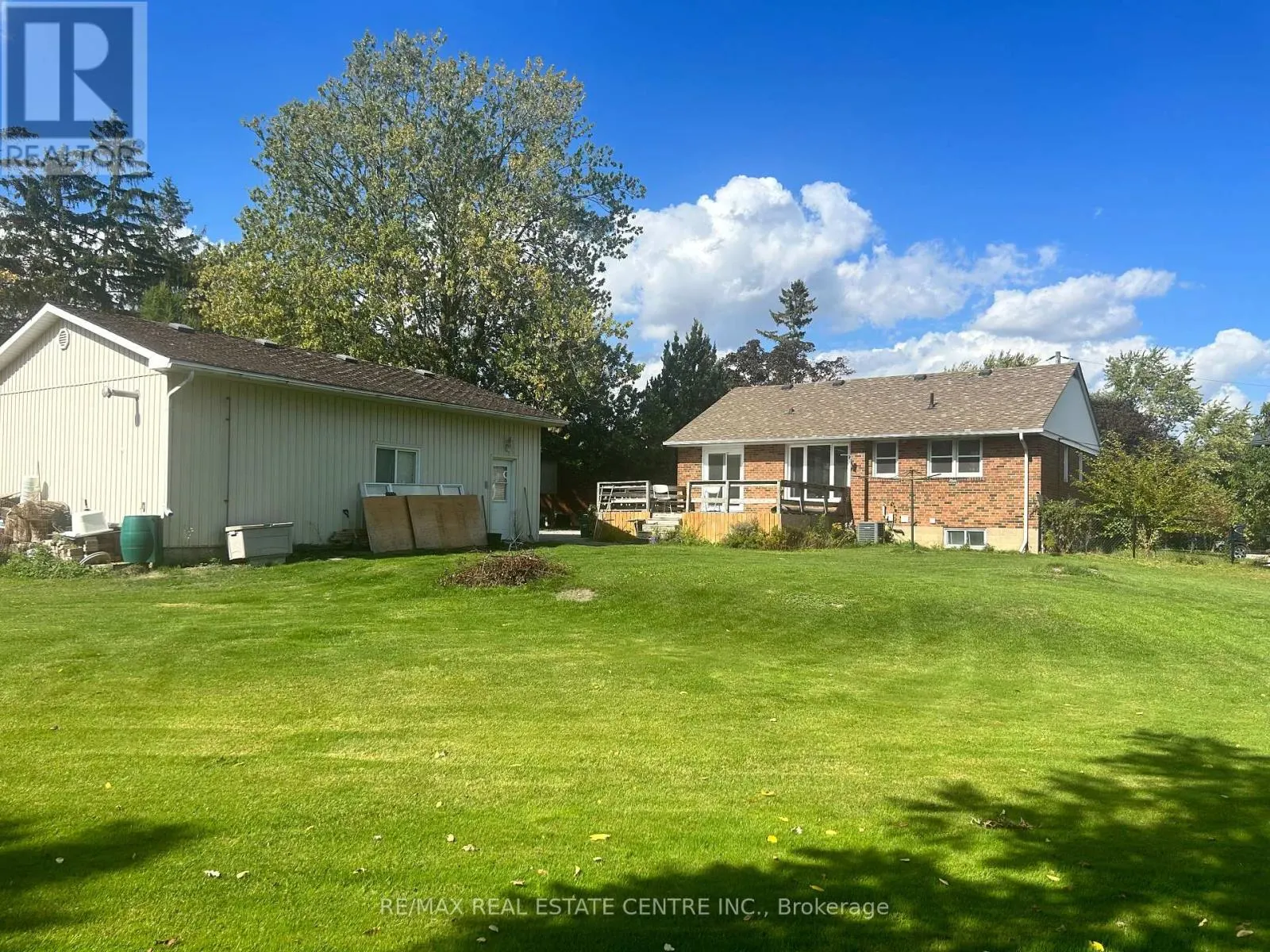292 KINGSLEIGH COURT