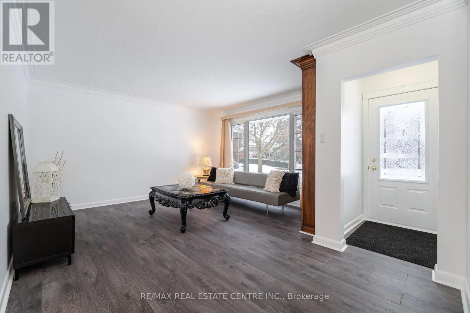 292 KINGSLEIGH COURT