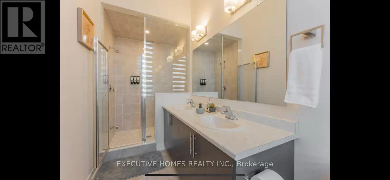 3092 MEADOWRIDGE DRIVE