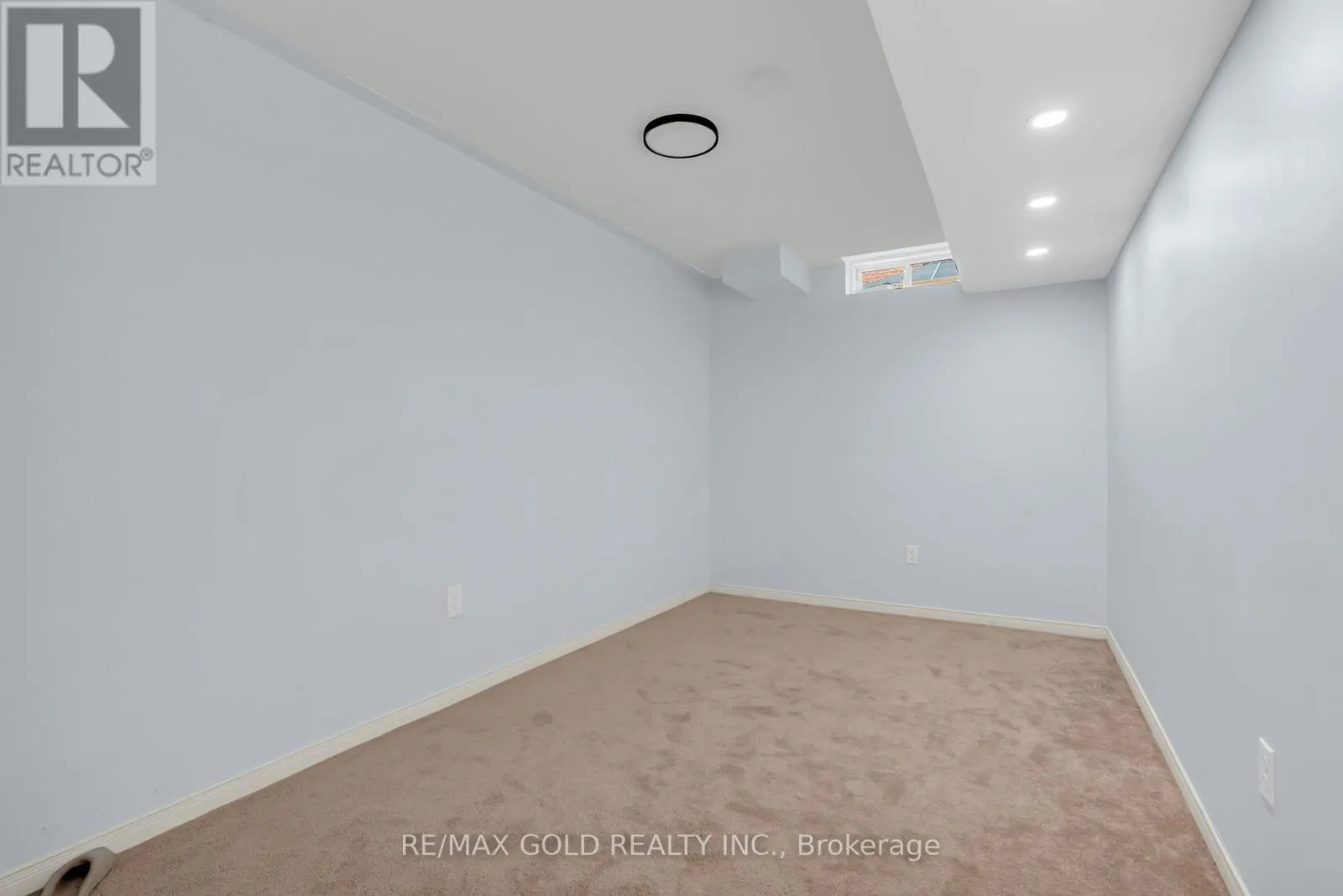 564 BESSBOROUGH DRIVE