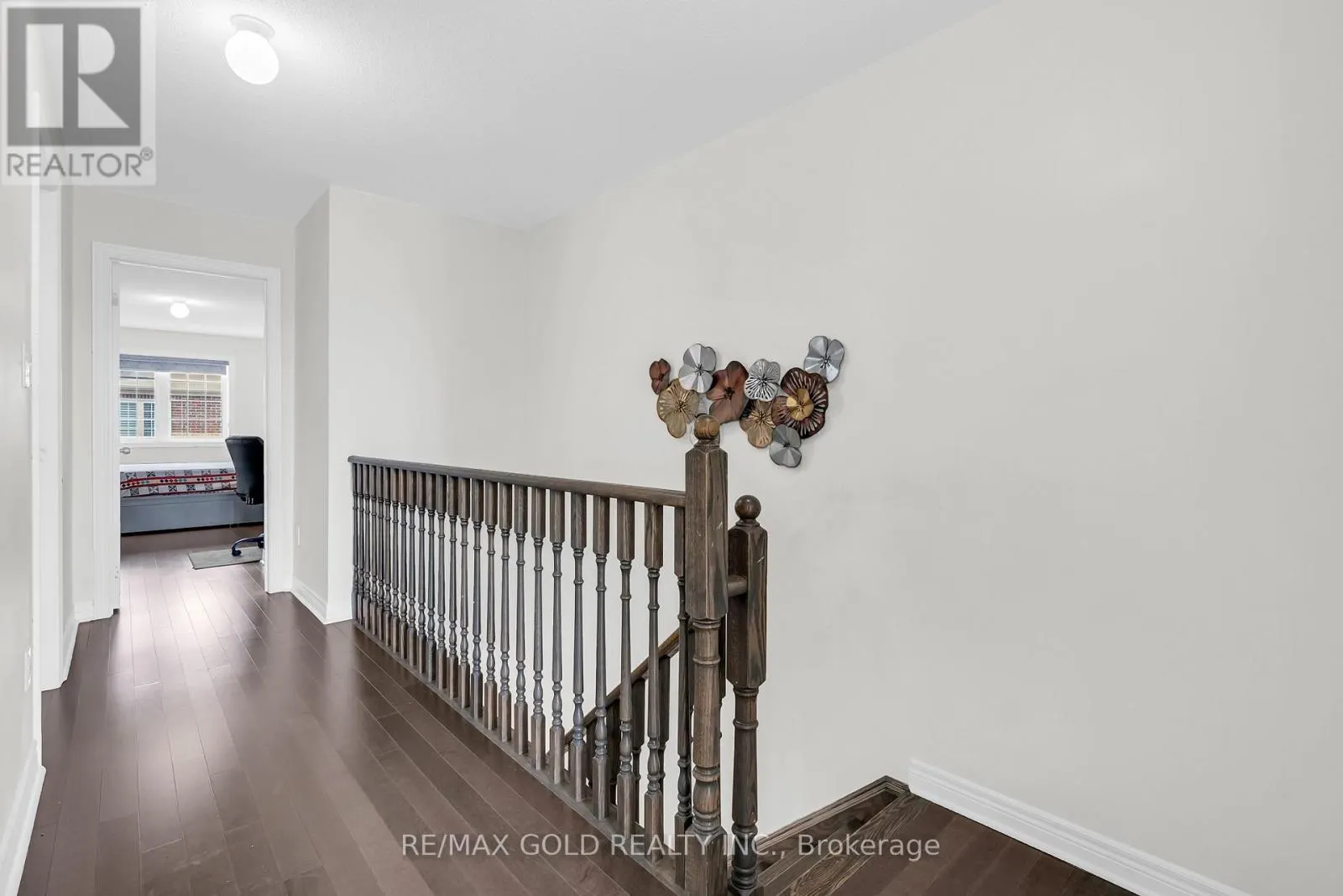 564 BESSBOROUGH DRIVE