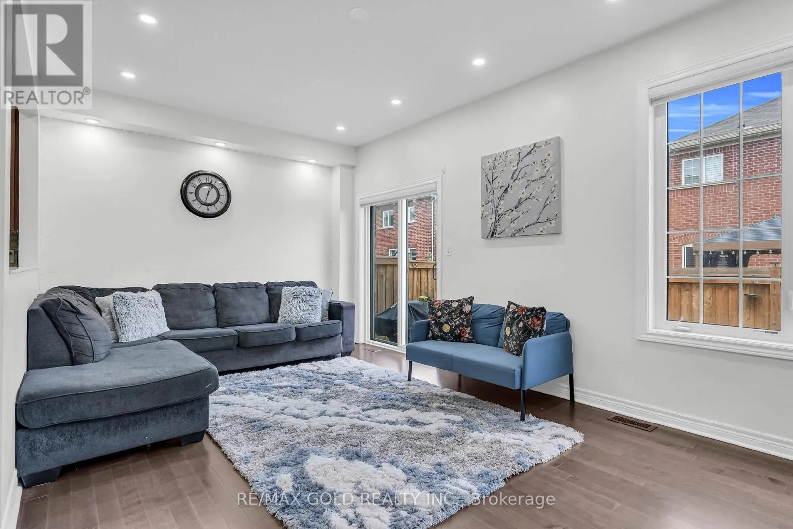 564 BESSBOROUGH DRIVE