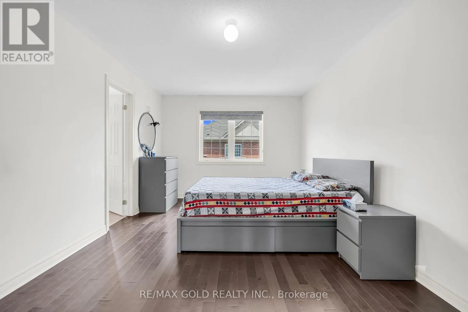 564 BESSBOROUGH DRIVE