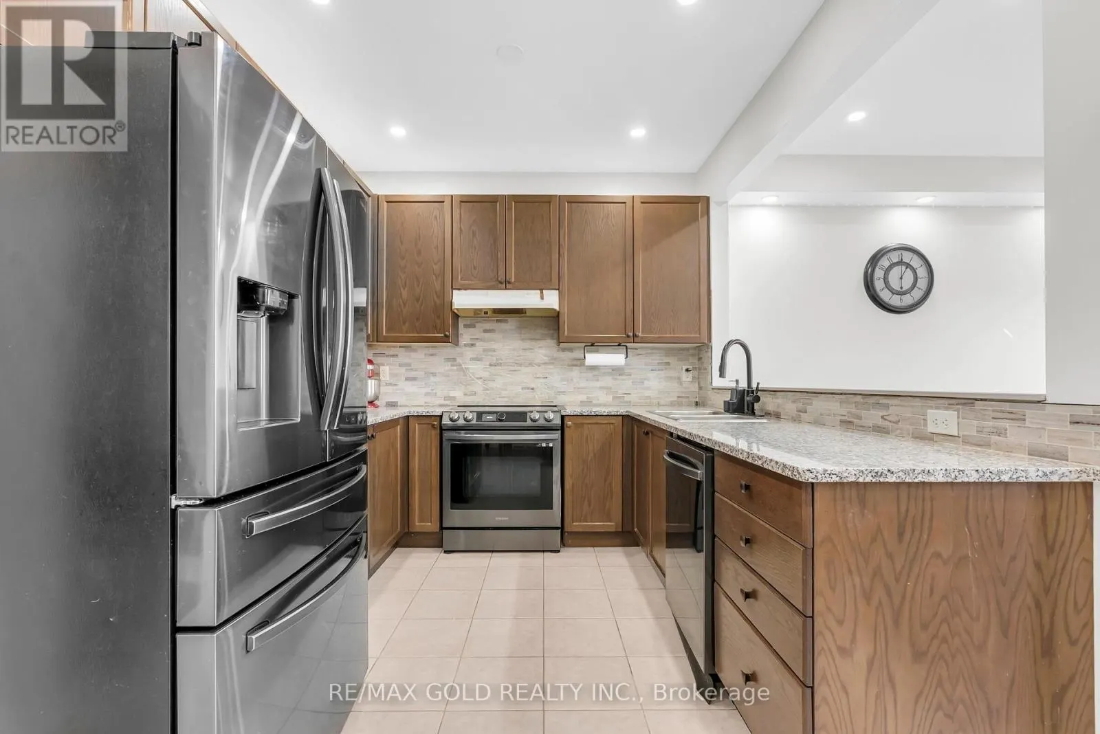 564 BESSBOROUGH DRIVE