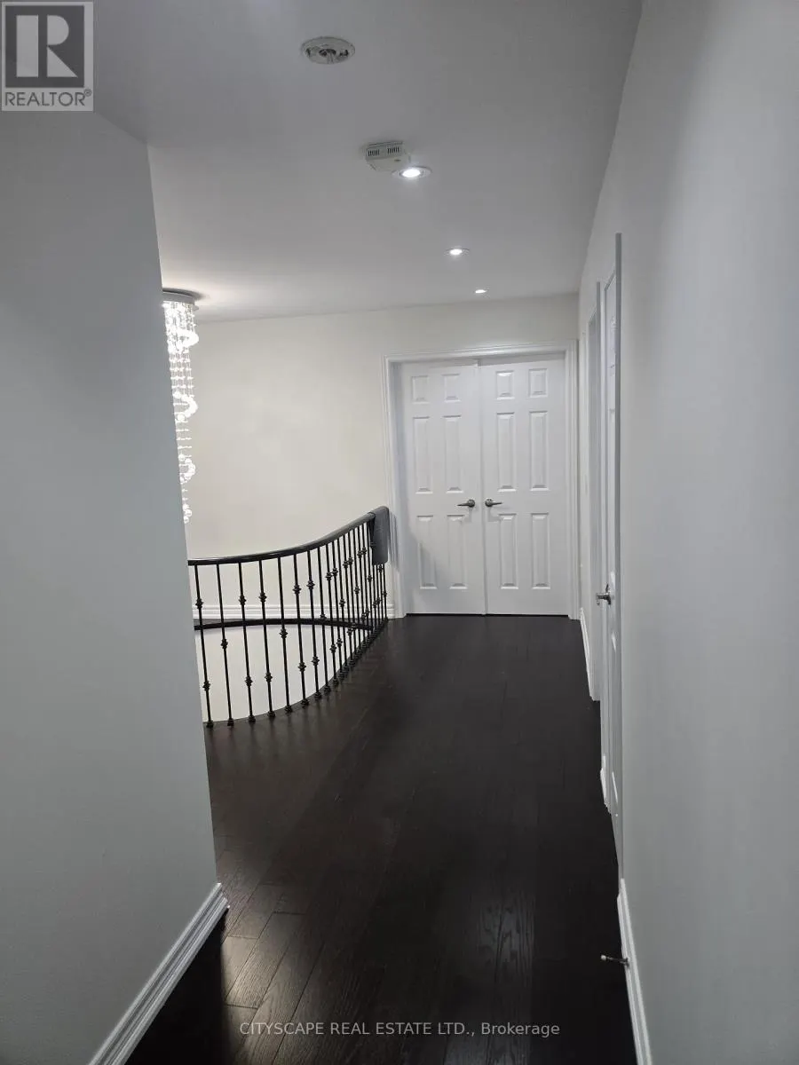 9 ALFONSO CRESCENT