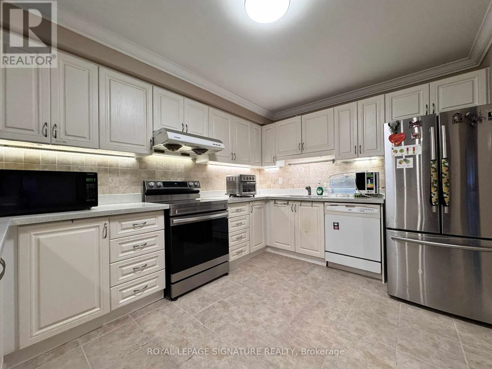 MAIN - 4273 PHEASANT RUN