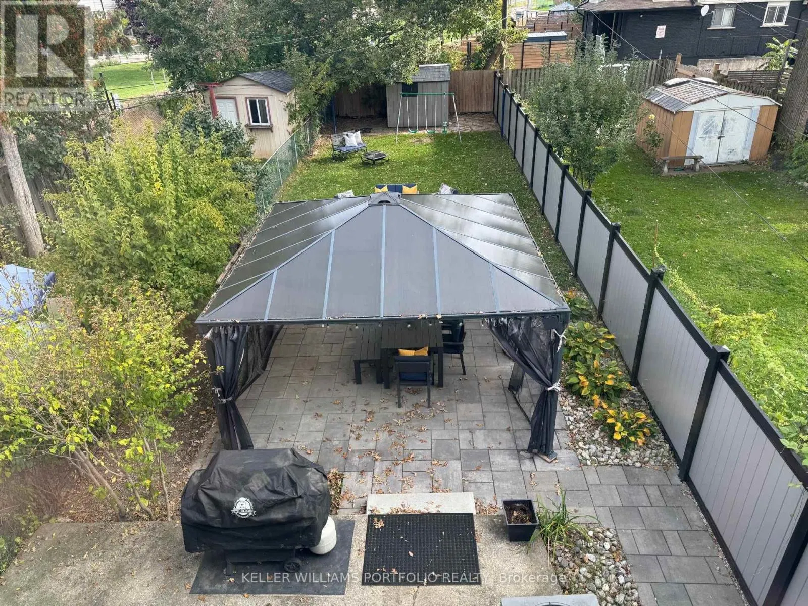 39 SILVERTHORN AVENUE