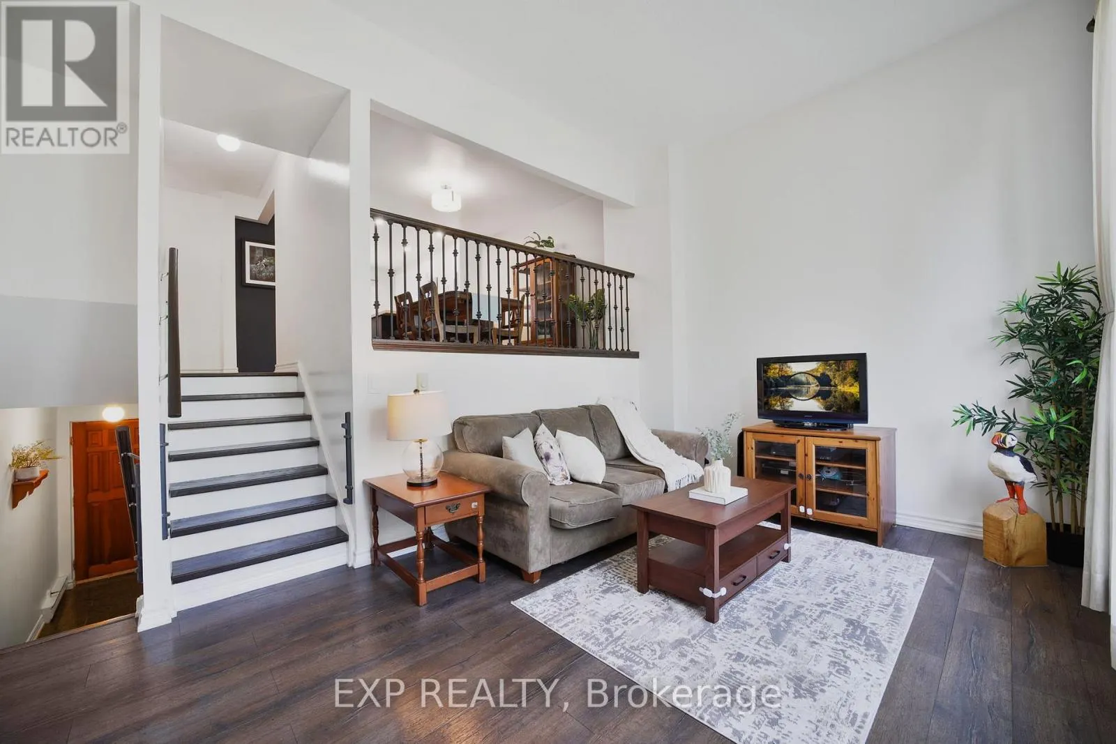 136 DARRAS COURT