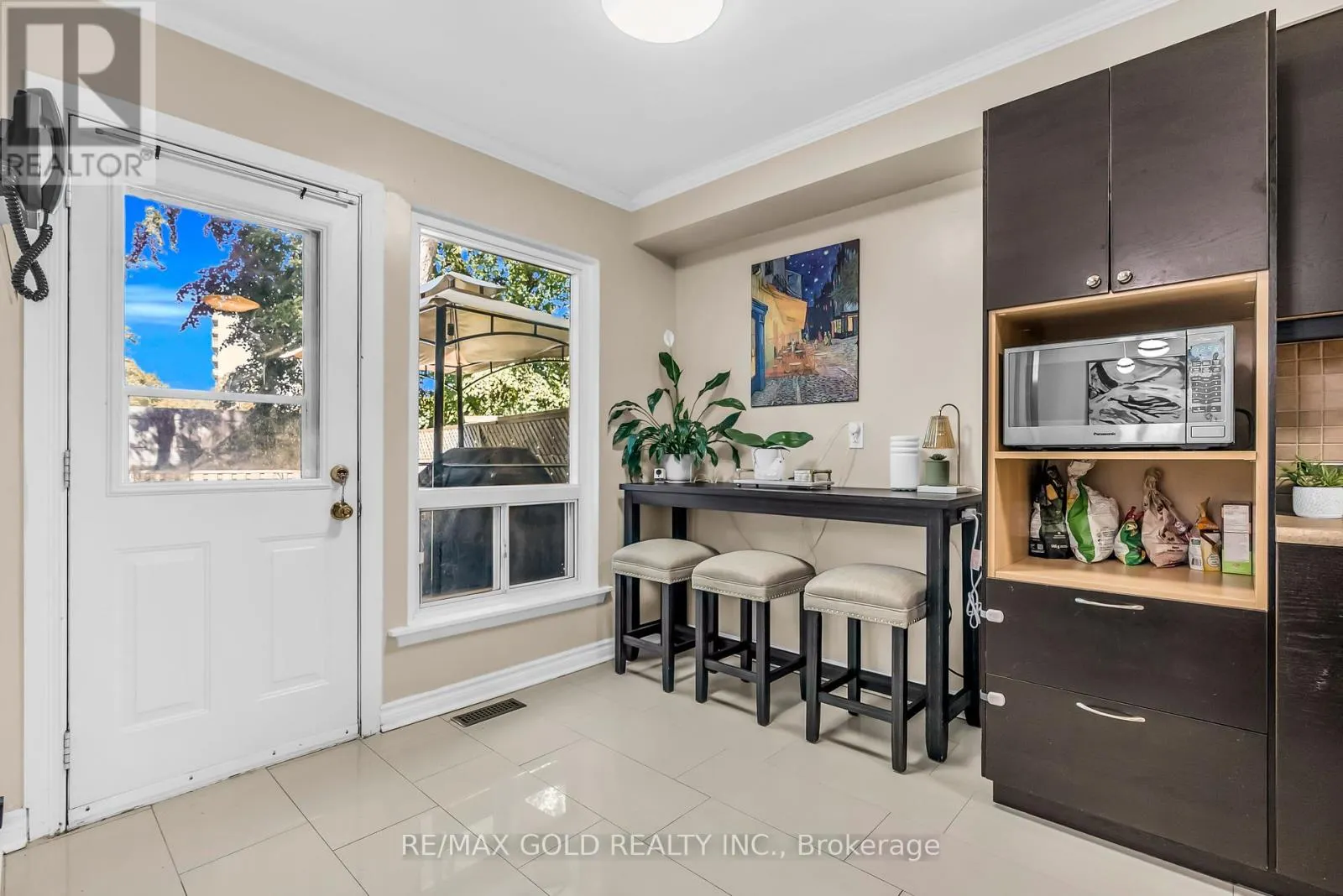 7 - 3065 LENESTER DRIVE
