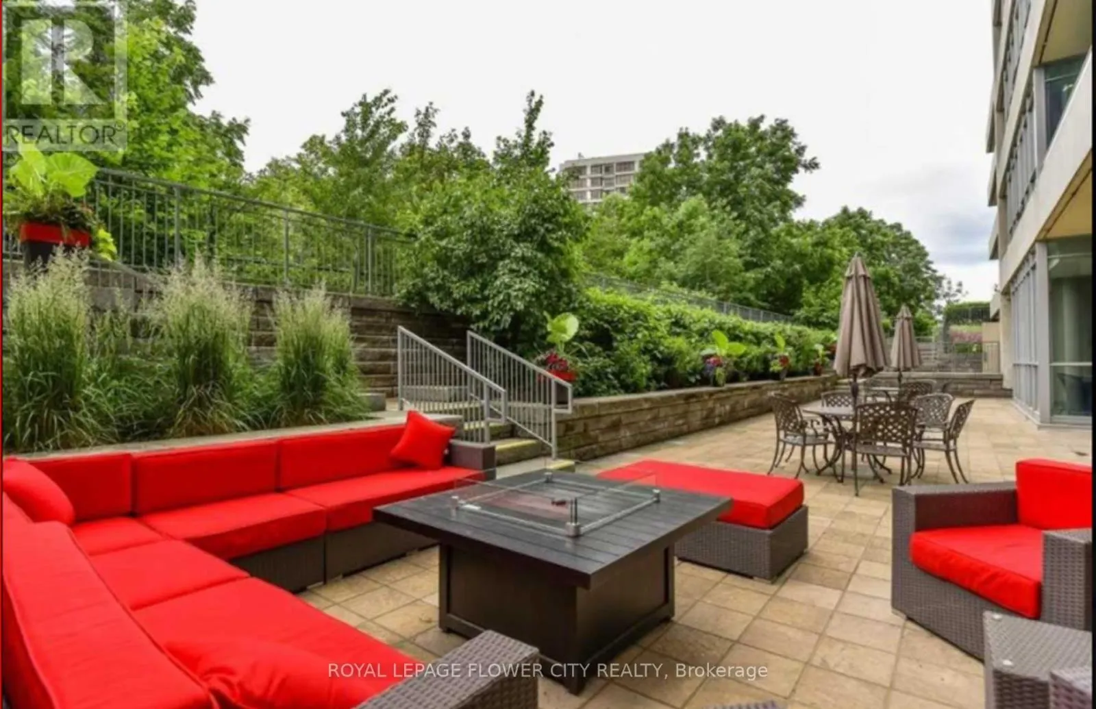 1055 SOUTHDOWN ROAD