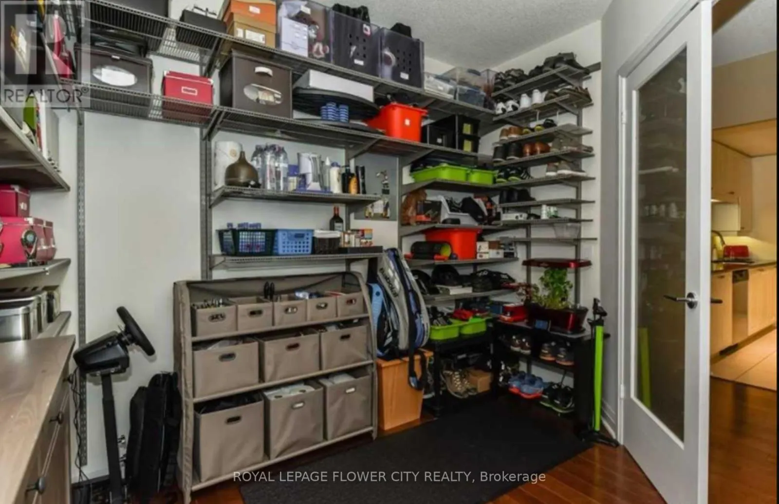 1055 SOUTHDOWN ROAD
