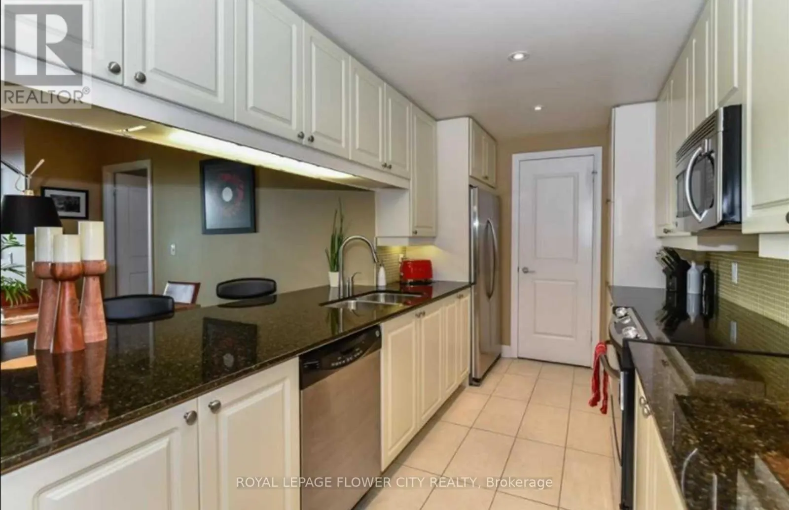 1055 SOUTHDOWN ROAD