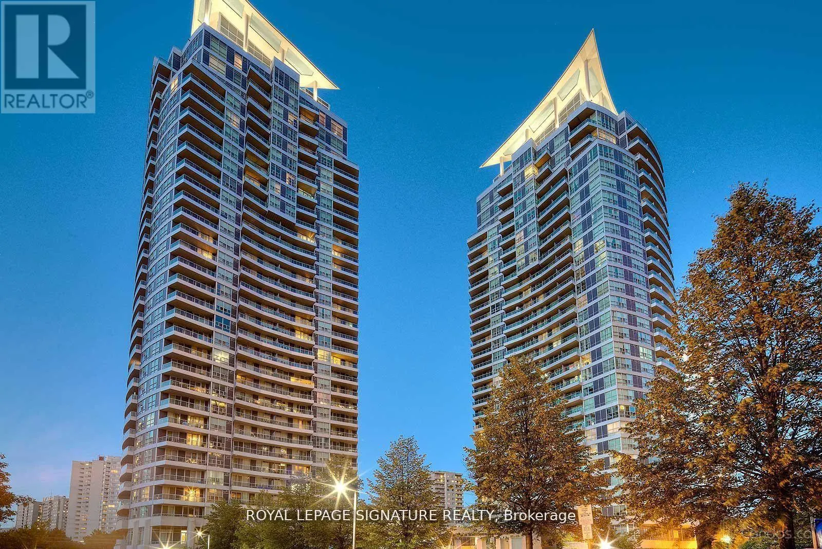 2211 - 33 ELM DRIVE