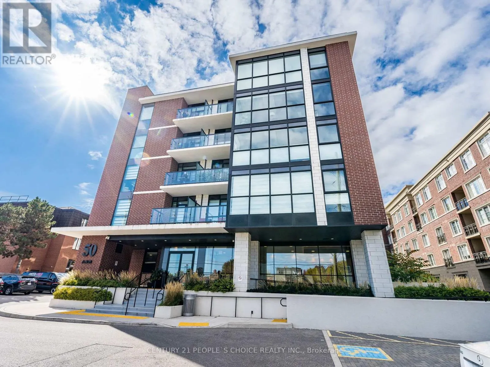 411 - 50 ANN STREET