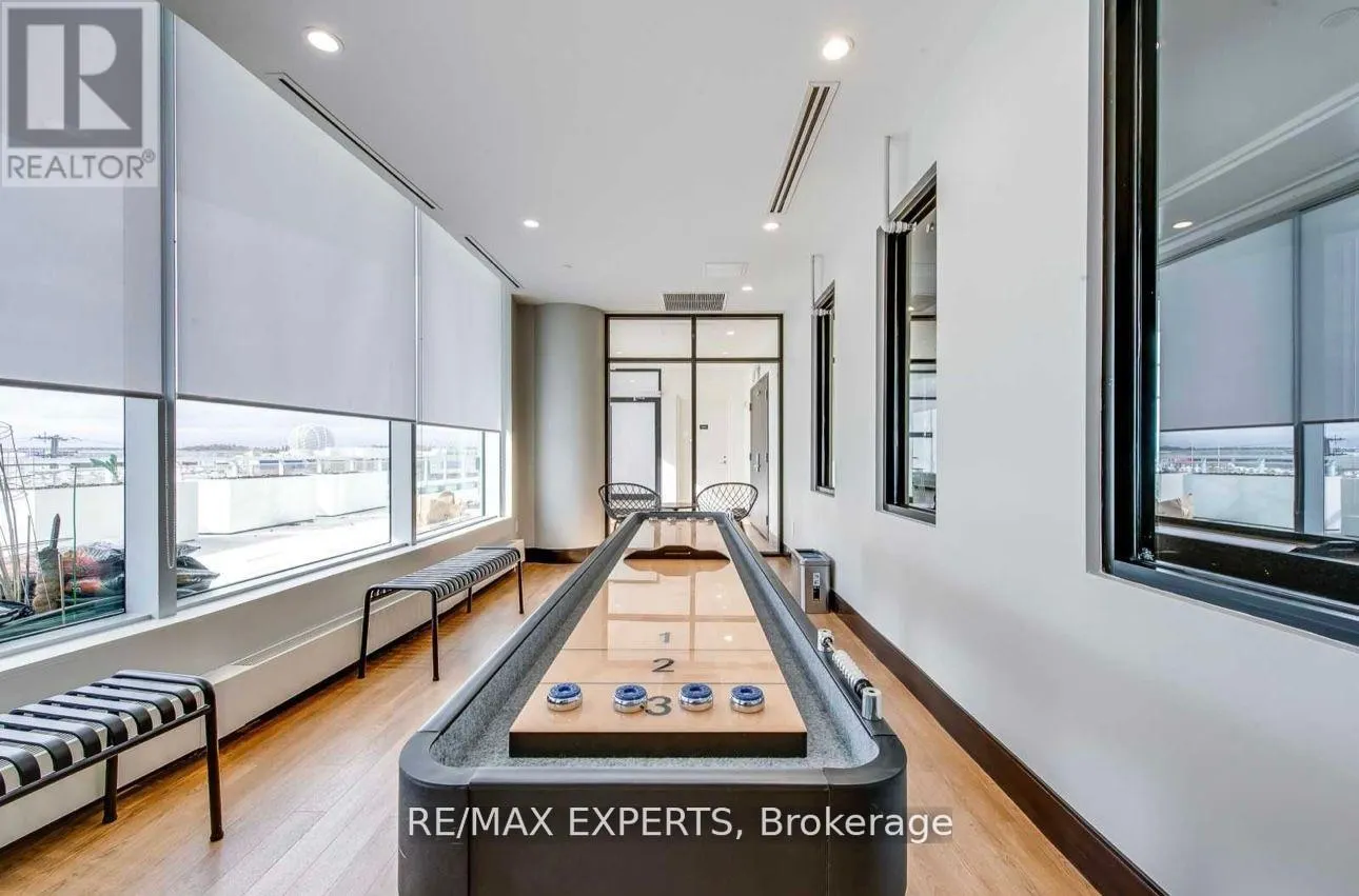 1711 - 2520 EGLINTON AVENUE W