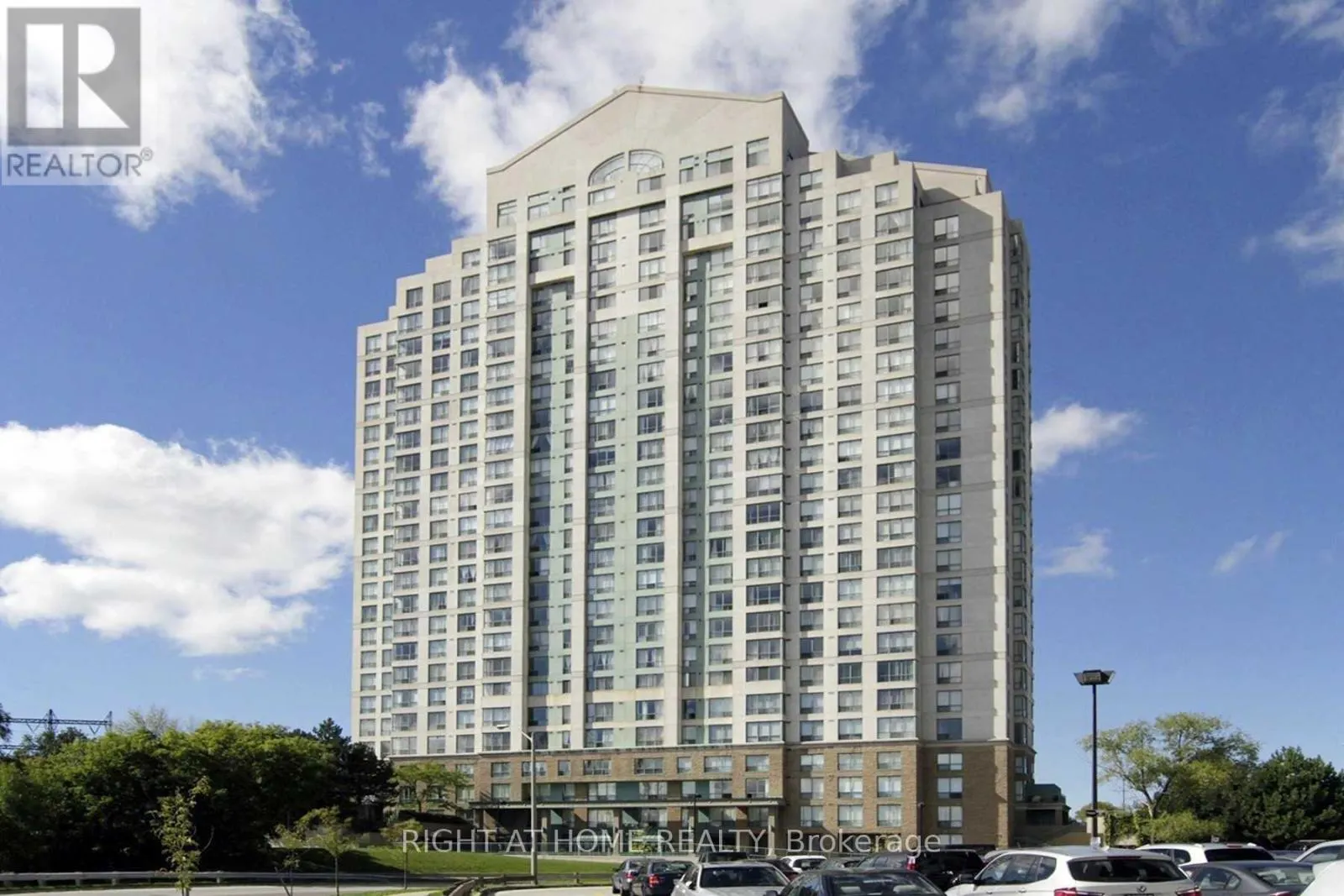 2207 - 101 SUBWAY CRESCENT