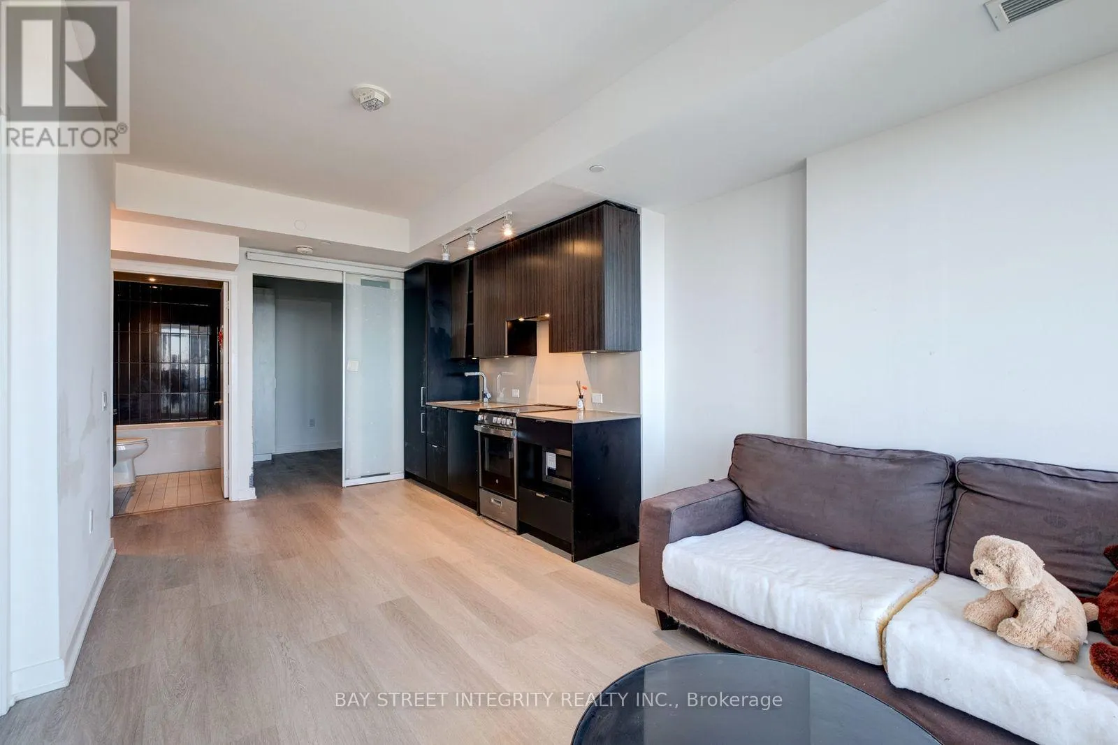 5007 - 3883 QUARTZ ROAD