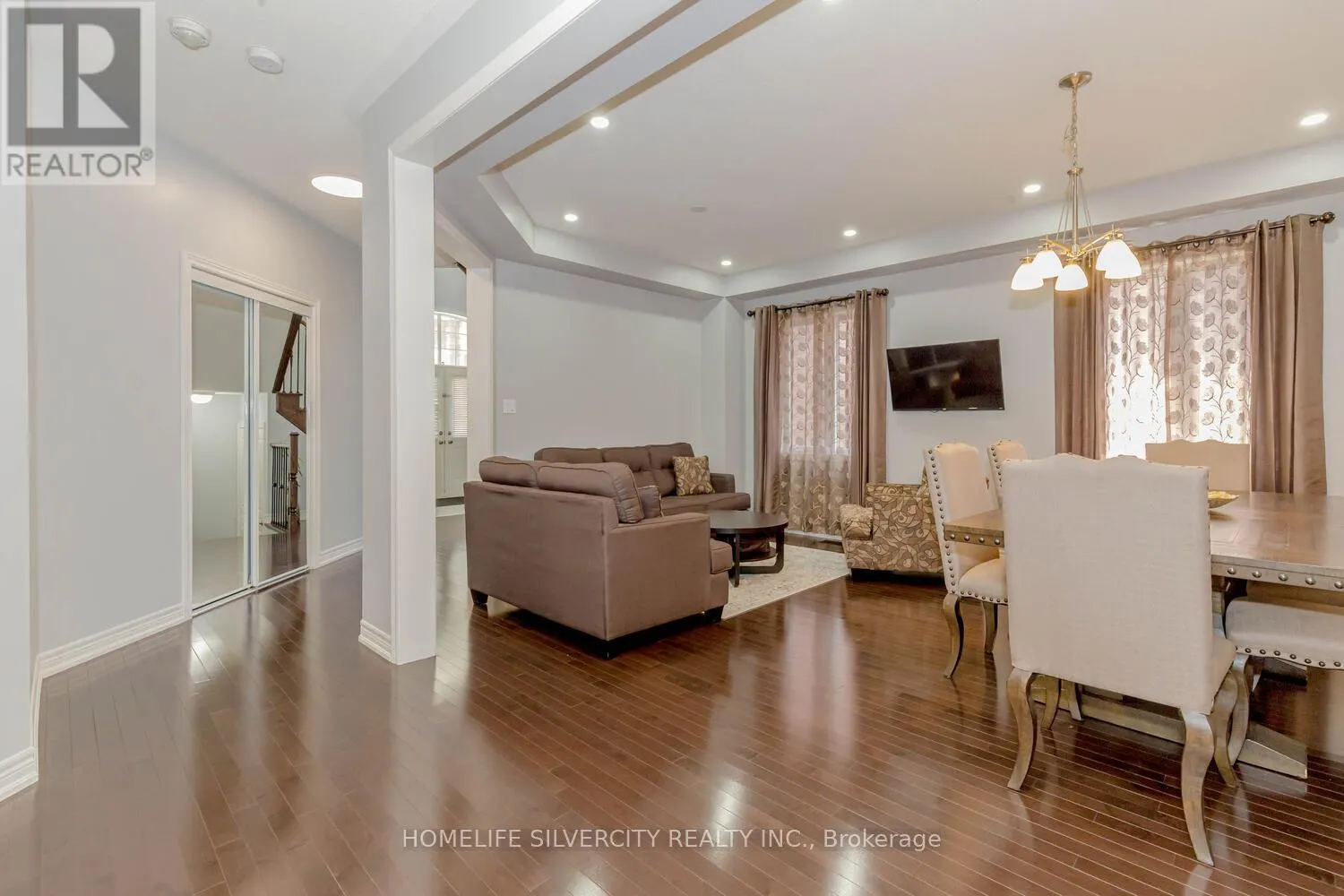 122 SQUIRE ELLIS DRIVE