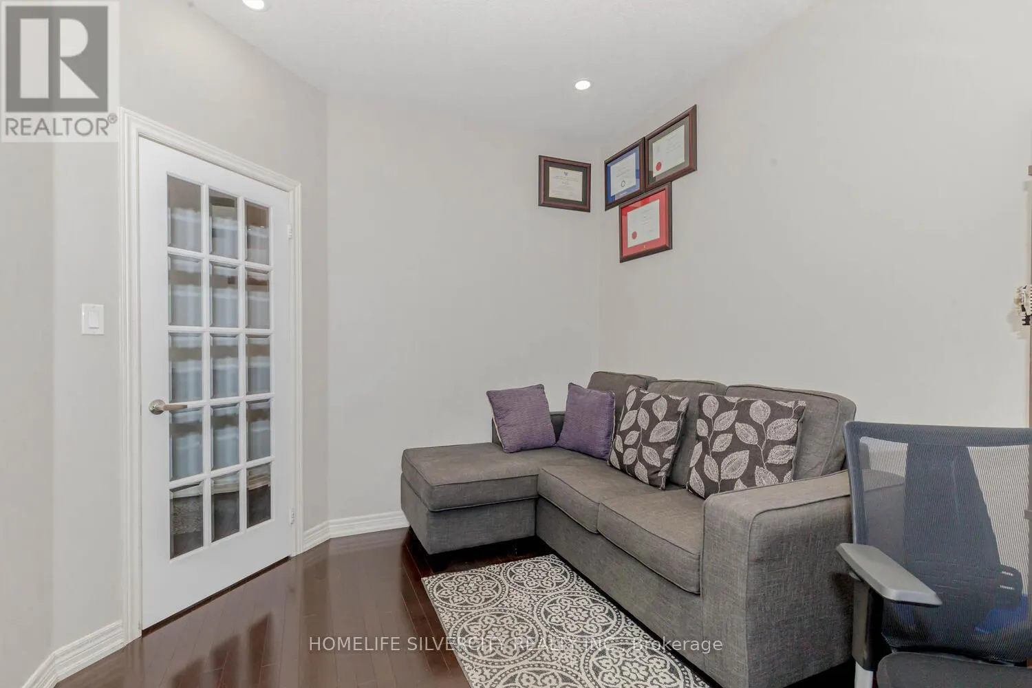 122 SQUIRE ELLIS DRIVE