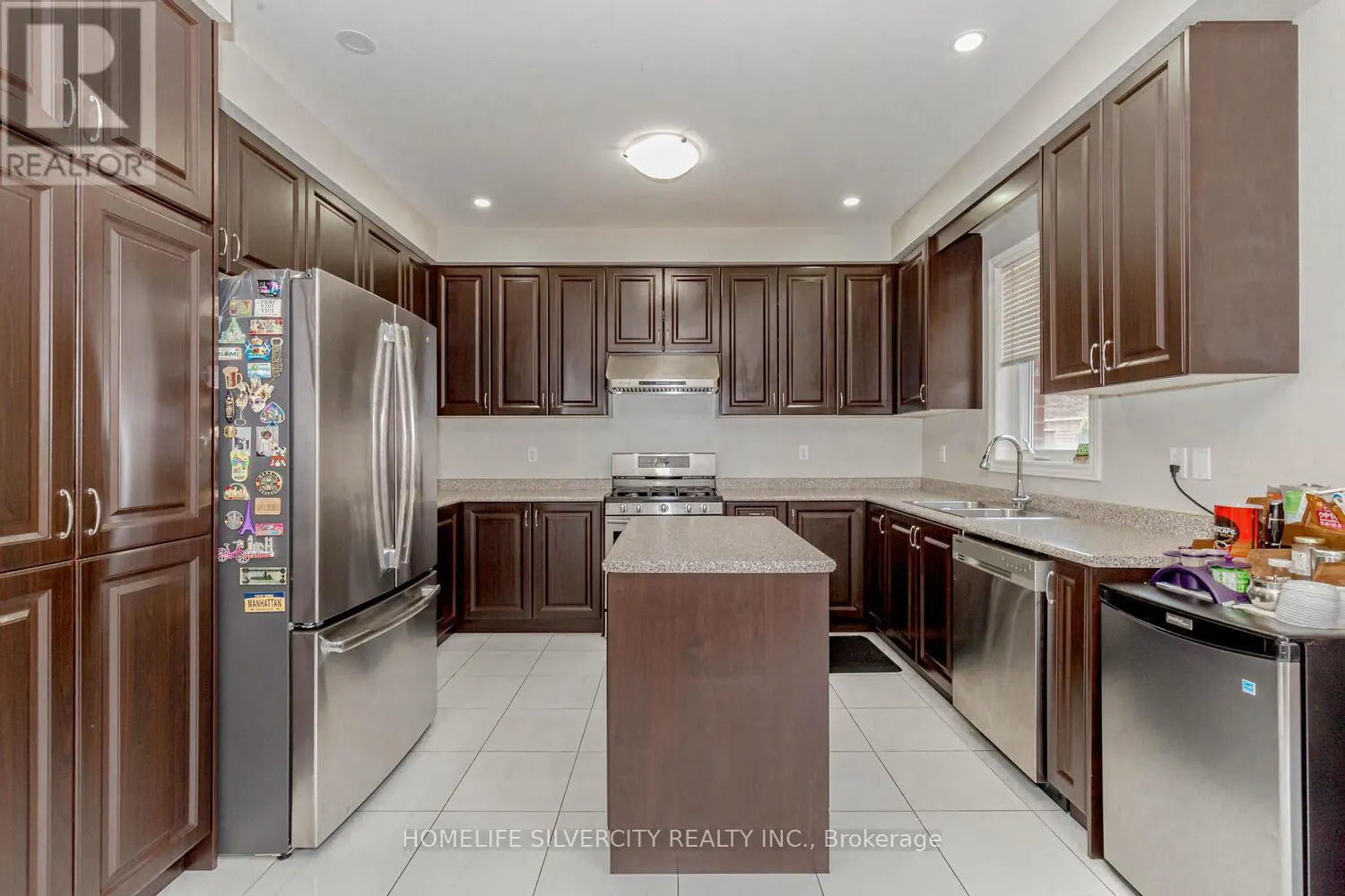 122 SQUIRE ELLIS DRIVE