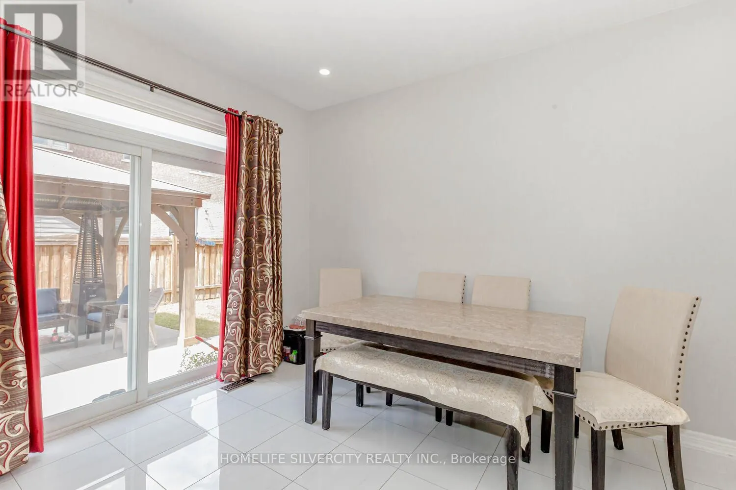 122 SQUIRE ELLIS DRIVE