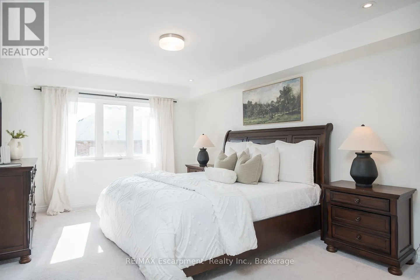 1354 FARMSTEAD DRIVE