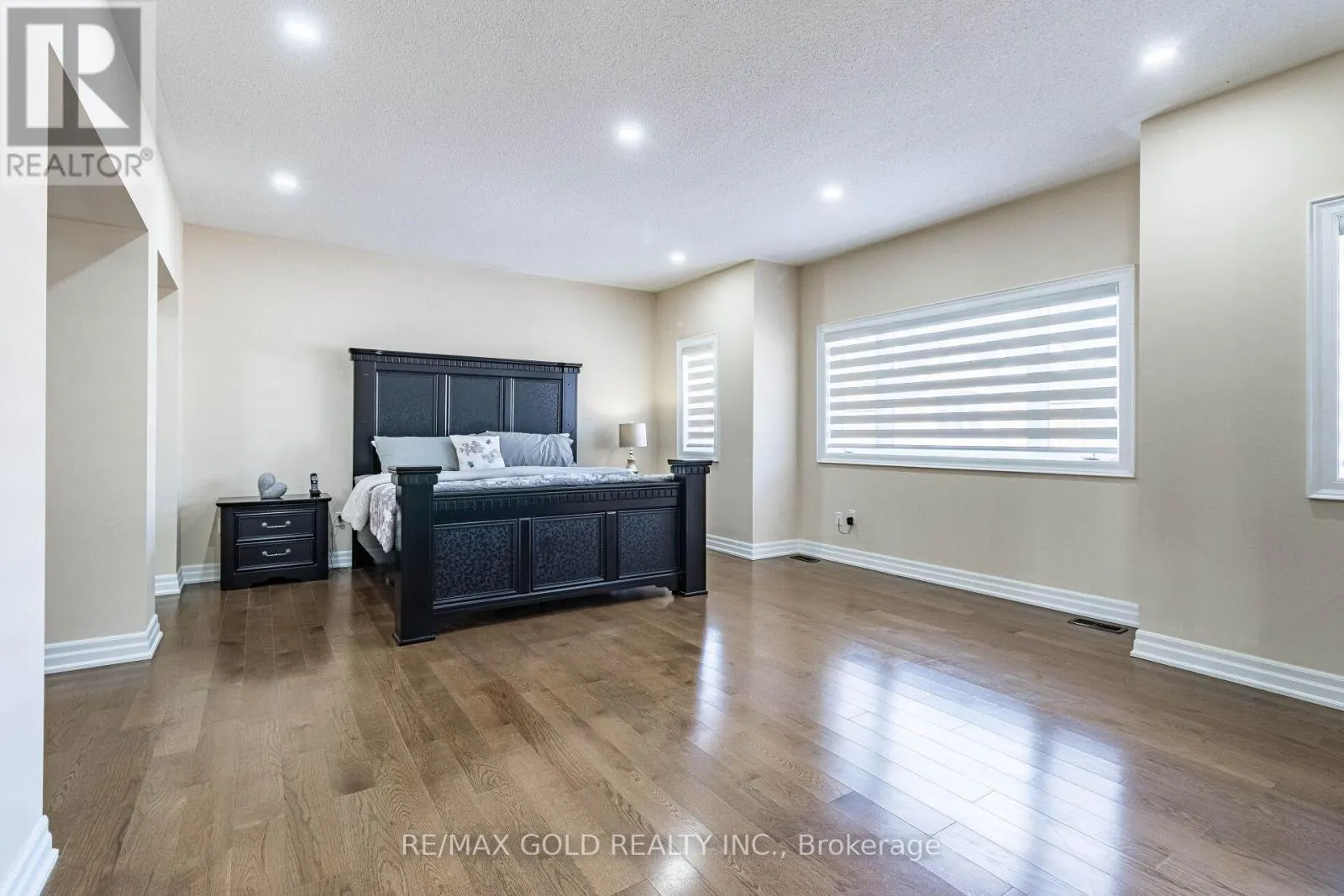 28 CLOVERHAVEN ROAD