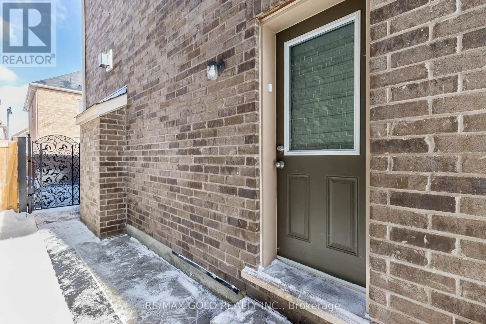 28 CLOVERHAVEN ROAD