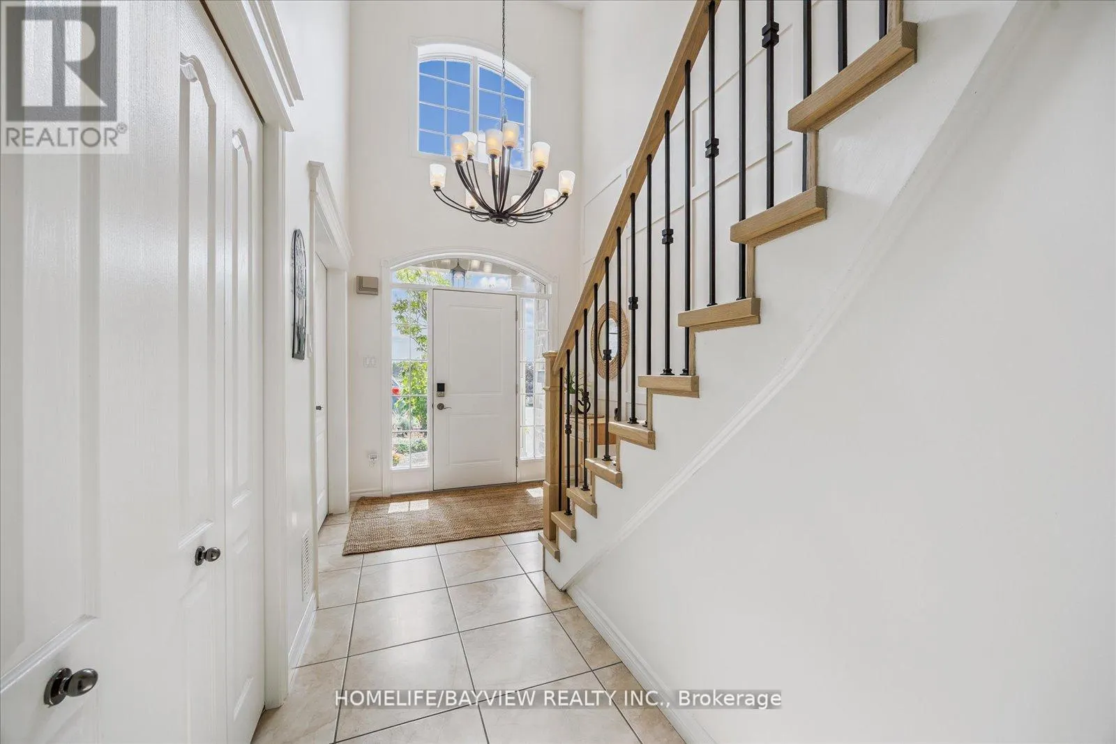 4 - 14 REDDINGTON DRIVE