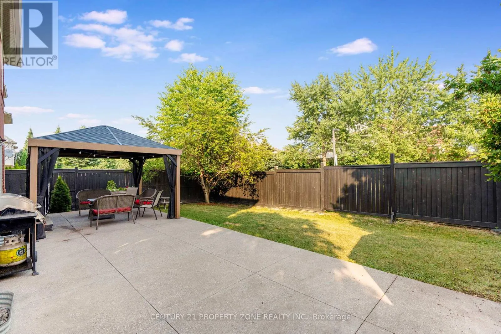 3387 KELOWNA COURT