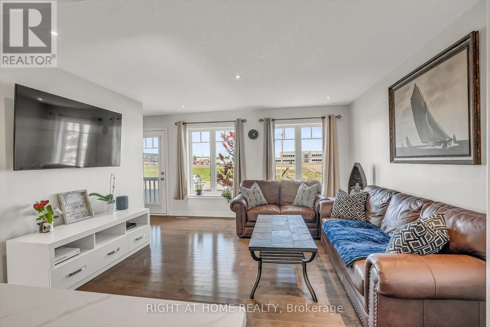 88 WINTERTON COURT N