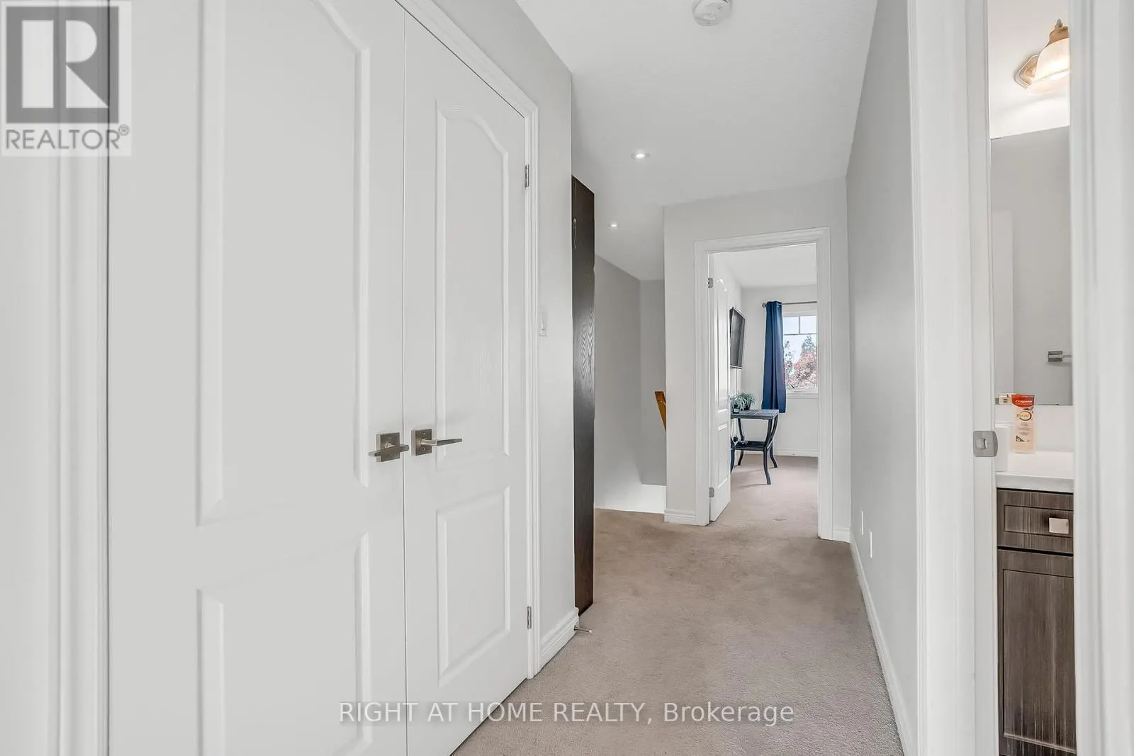 88 WINTERTON COURT N