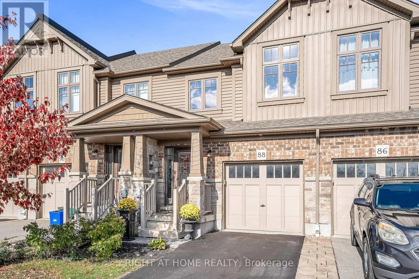 88 WINTERTON COURT N