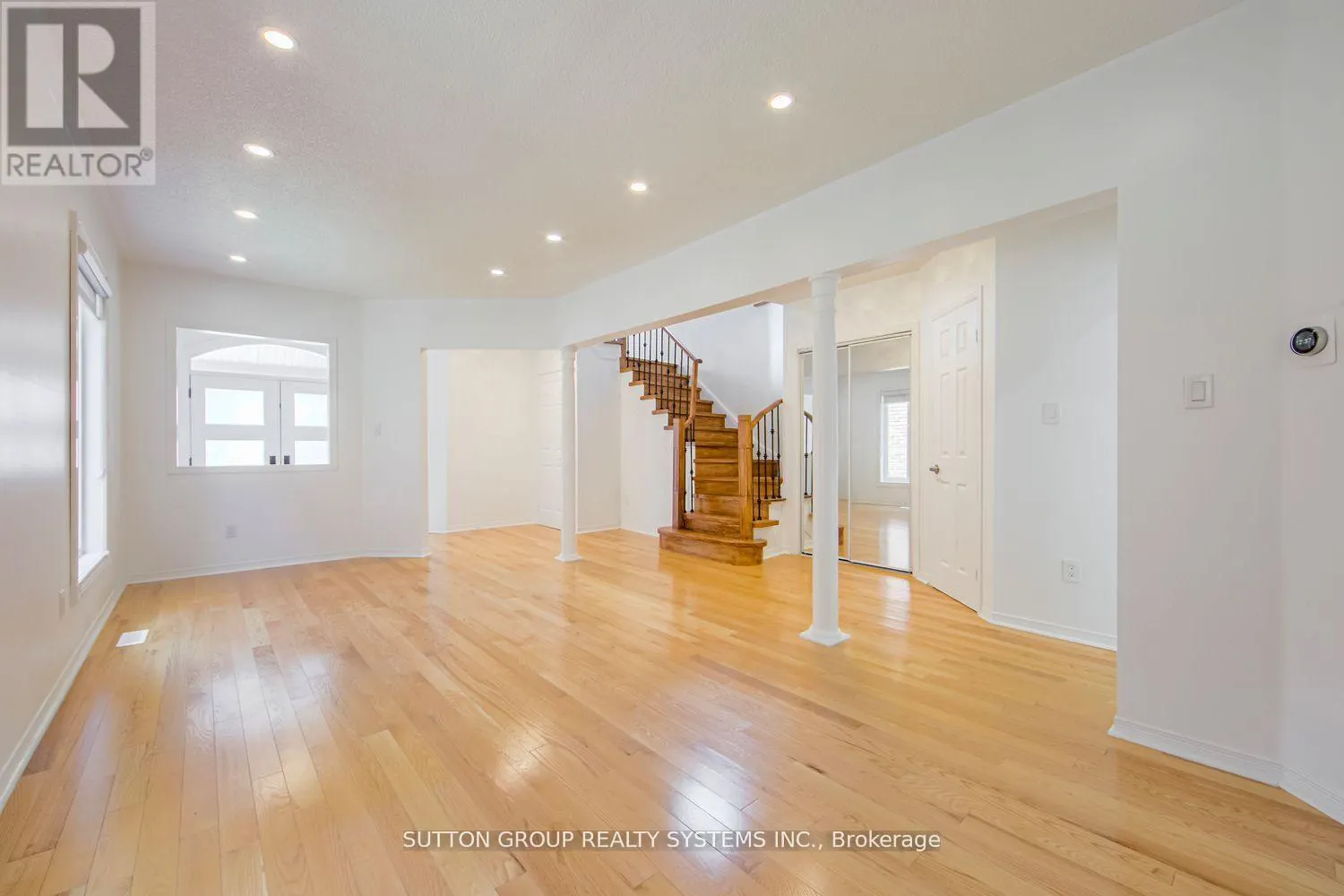 2029 WESTMOUNT DRIVE
