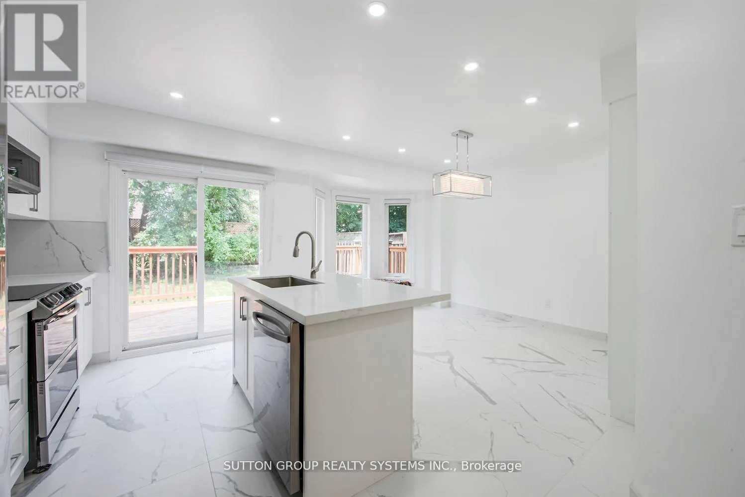 2029 WESTMOUNT DRIVE