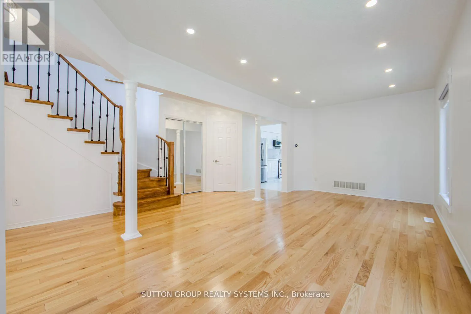 2029 WESTMOUNT DRIVE