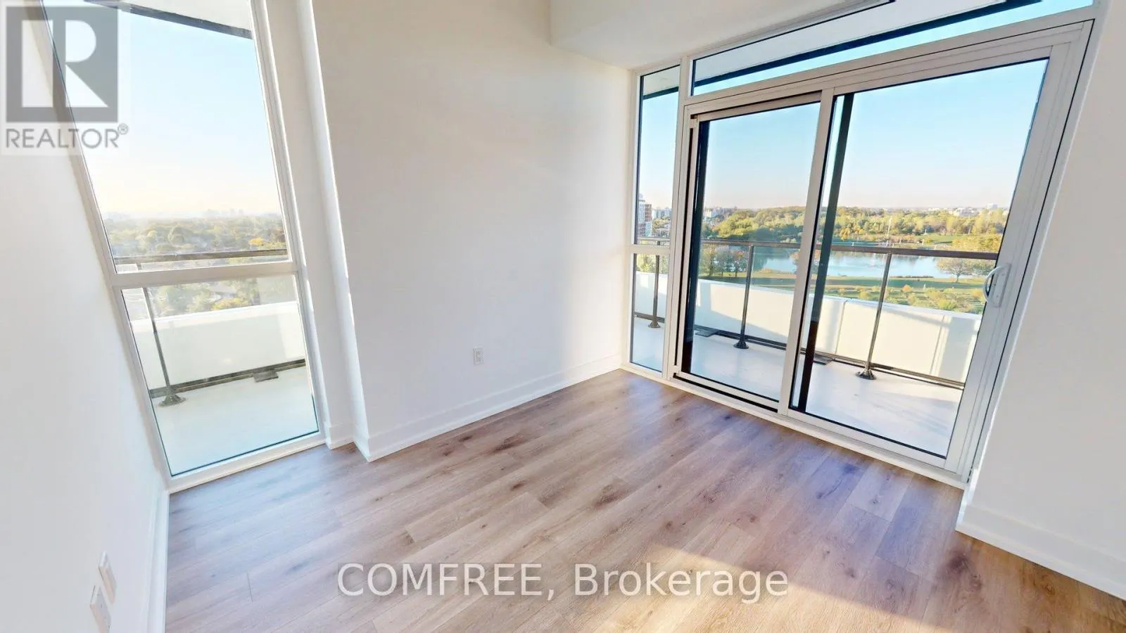 621 - 60 GEORGE BUTCHART DRIVE