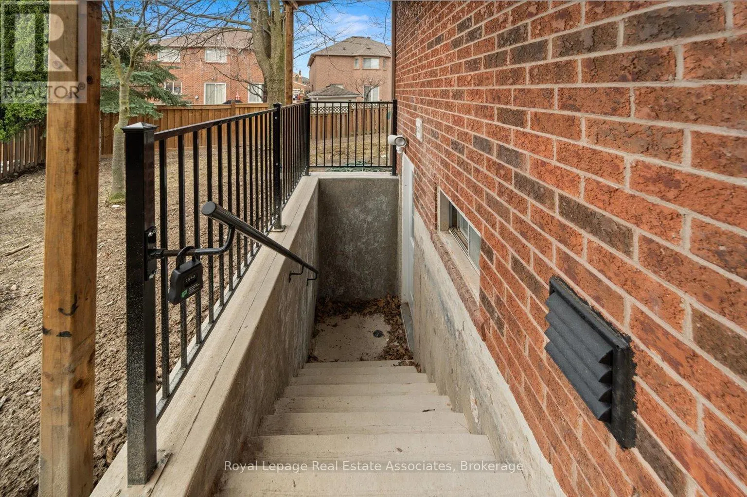 LOWER - 1409 GRIST MILL COURT