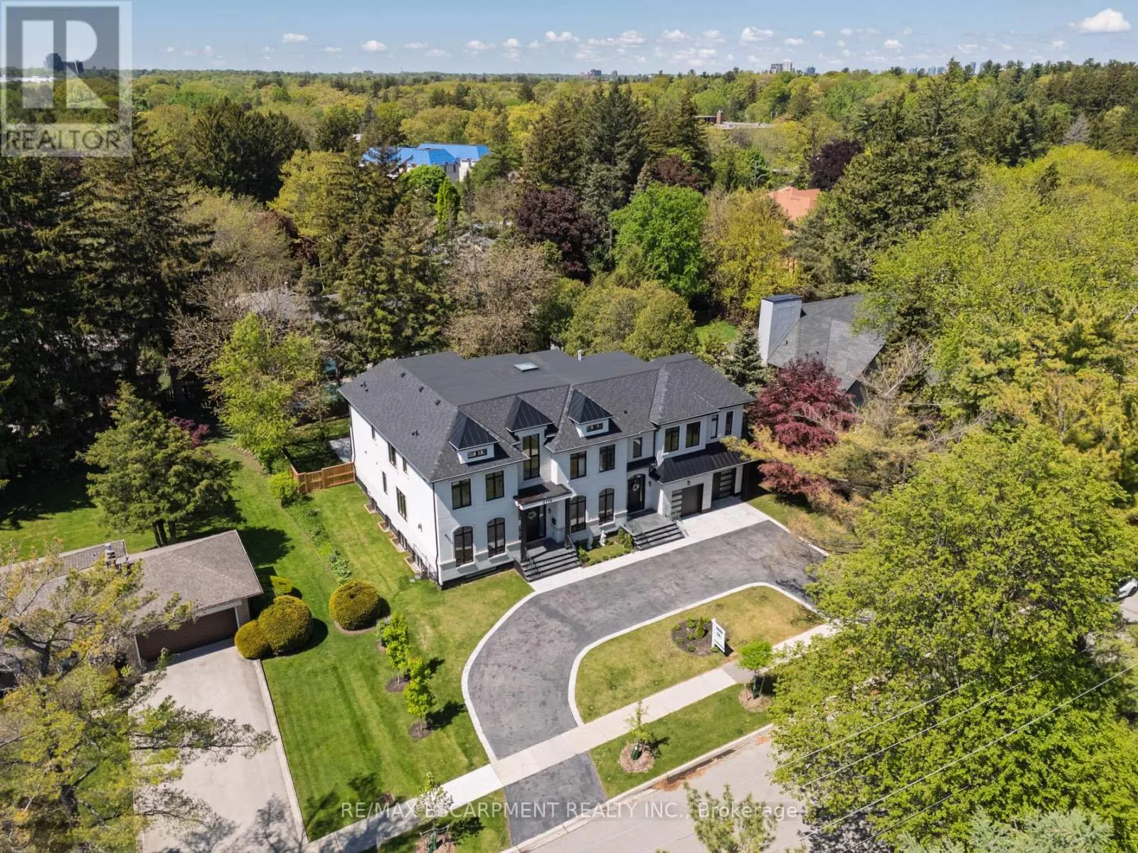 2110 STONEHOUSE CRESCENT