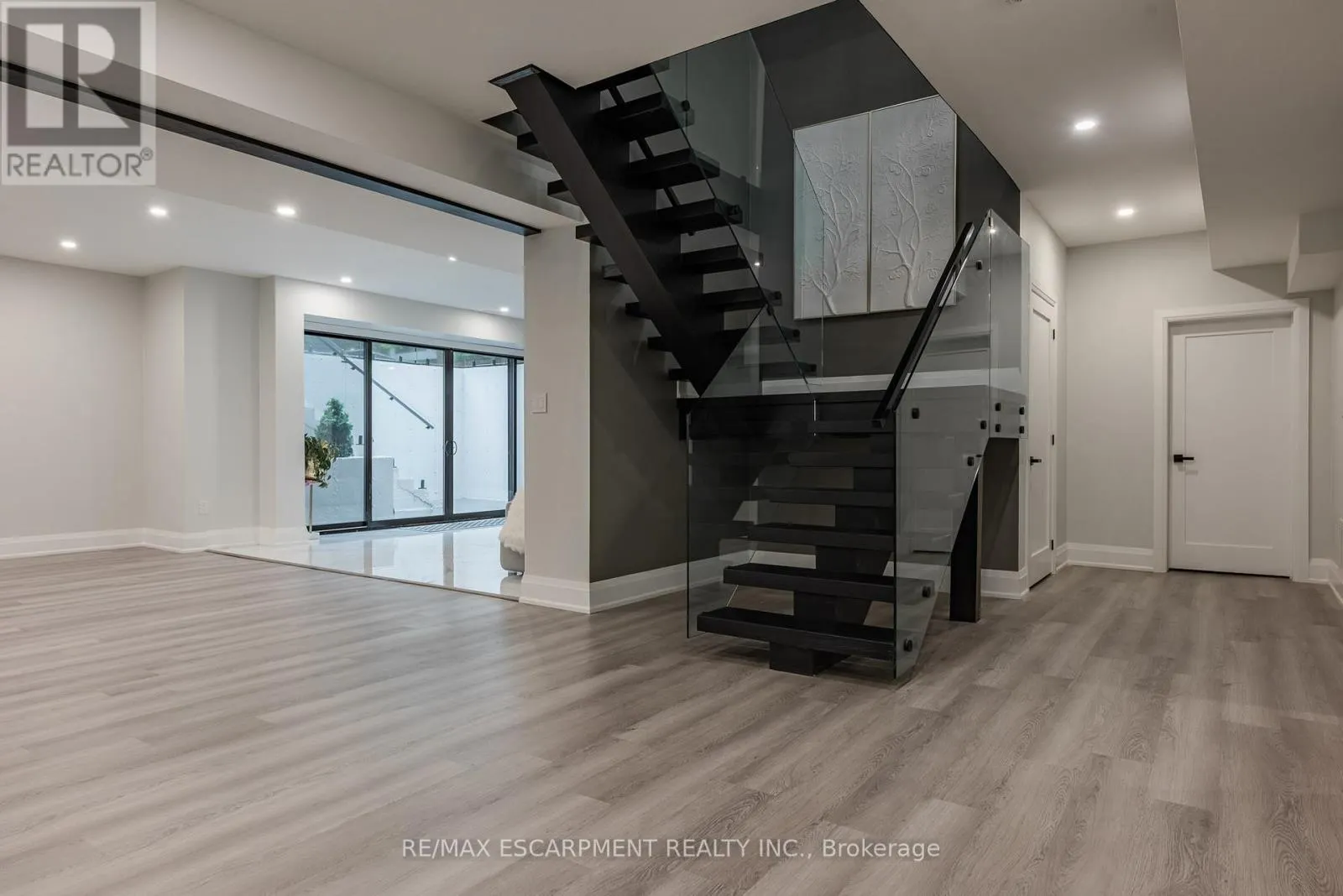 2110 STONEHOUSE CRESCENT