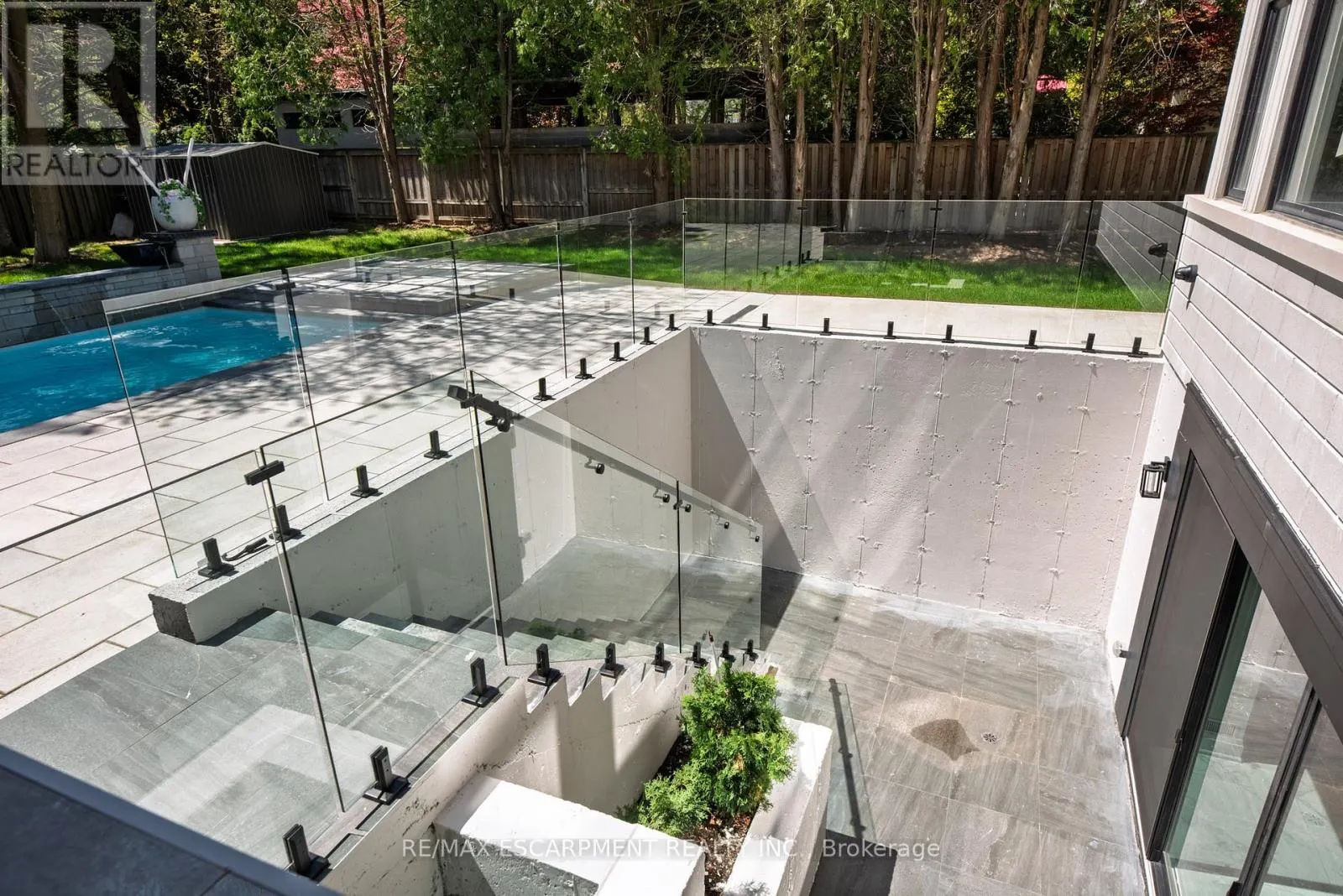 2110 STONEHOUSE CRESCENT