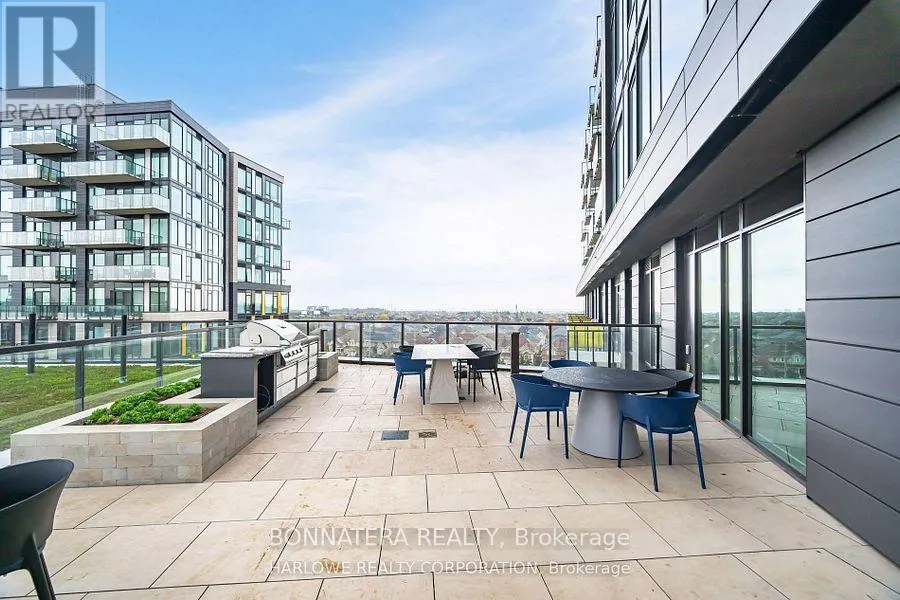 907 - 3006 WILLIAM CUTMORE BOULEVARD