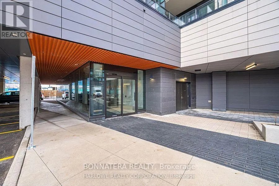 907 - 3006 WILLIAM CUTMORE BOULEVARD