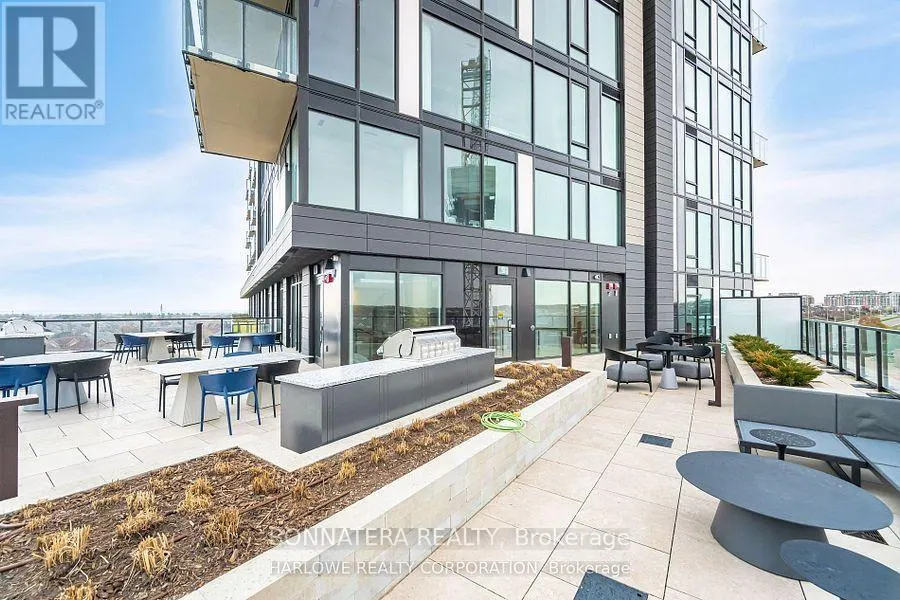 907 - 3006 WILLIAM CUTMORE BOULEVARD