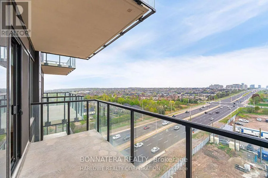 907 - 3006 WILLIAM CUTMORE BOULEVARD