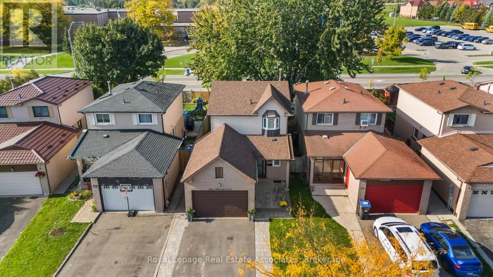 60 NEWBRIDGE CRESCENT