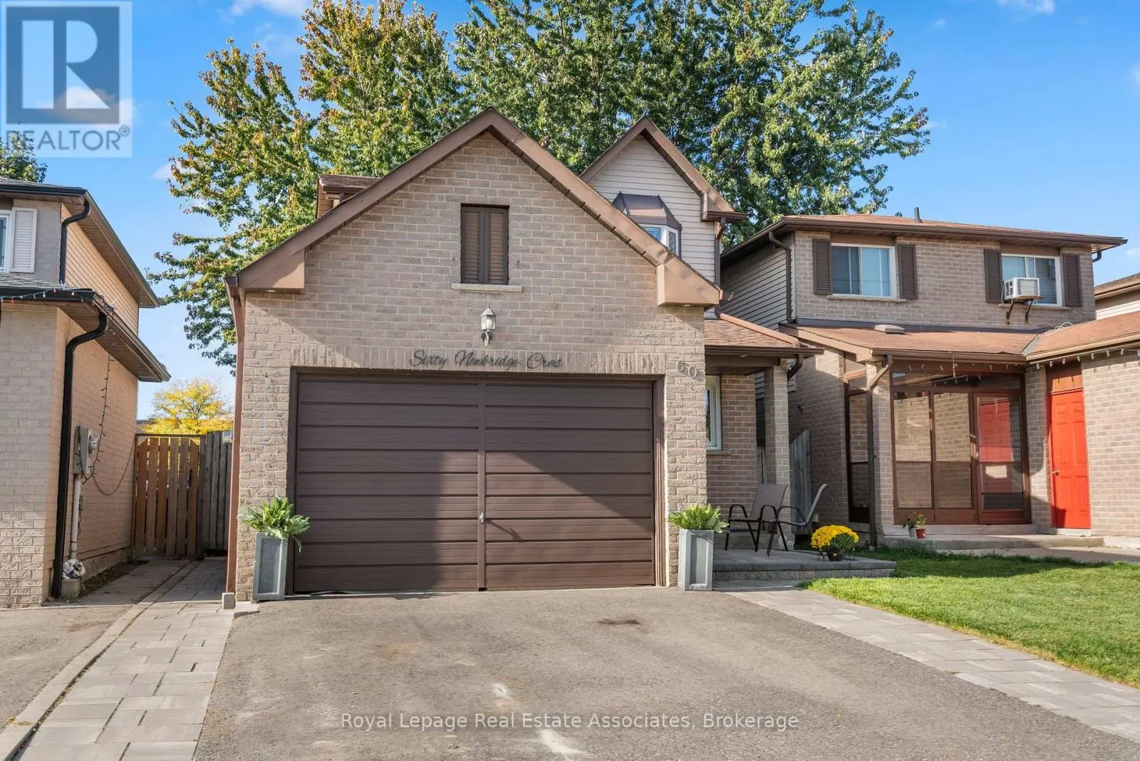 60 NEWBRIDGE CRESCENT