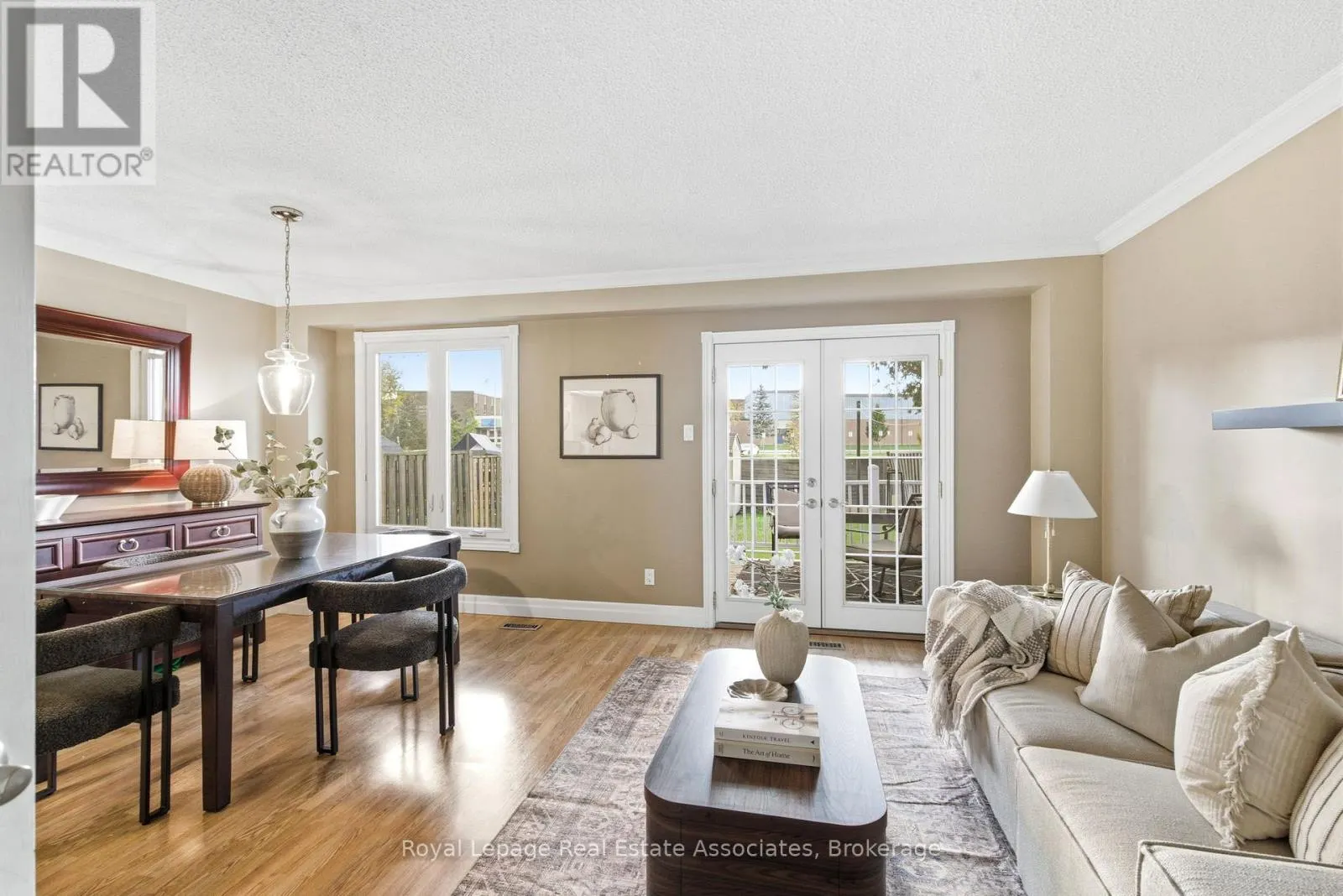 60 NEWBRIDGE CRESCENT